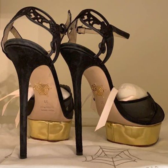 Charlotte Olympia - Picture 5 of 6